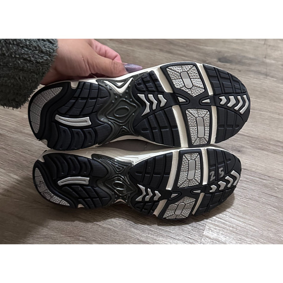 NWOB Vionic Walk Roam Loafer Women's Comfort Shoes Grey - 7.5 Wide Minimalist - Picture 5 of 10